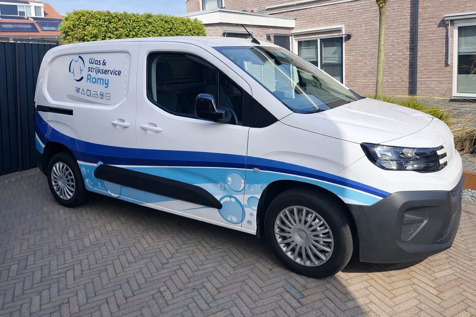 3066c601 0d2a 45c4 9838 326e787dcc5d